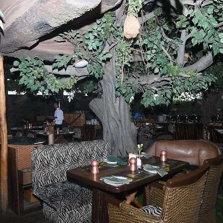 Hotel Pai Vista Mysore Bagian luar foto