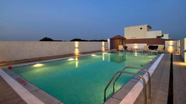 Hotel Pai Vista Mysore Bagian luar foto