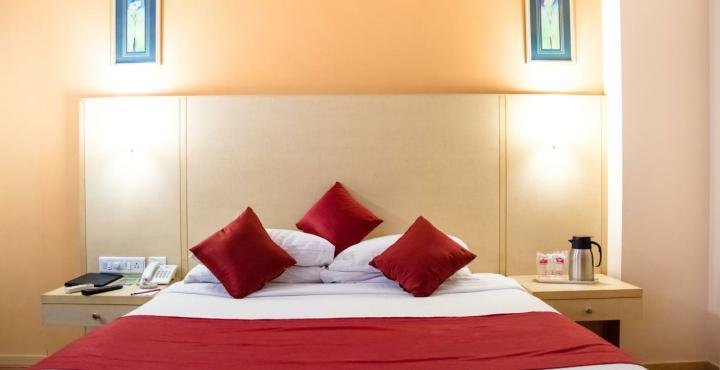 Hotel Pai Vista Mysore Bagian luar foto