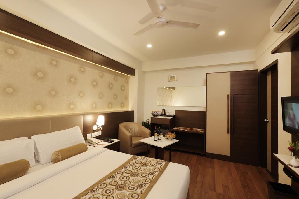 Hotel Pai Vista Mysore Bagian luar foto