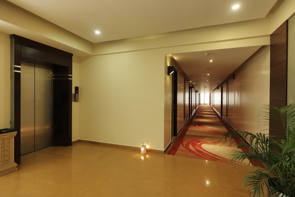Hotel Pai Vista Mysore Bagian luar foto