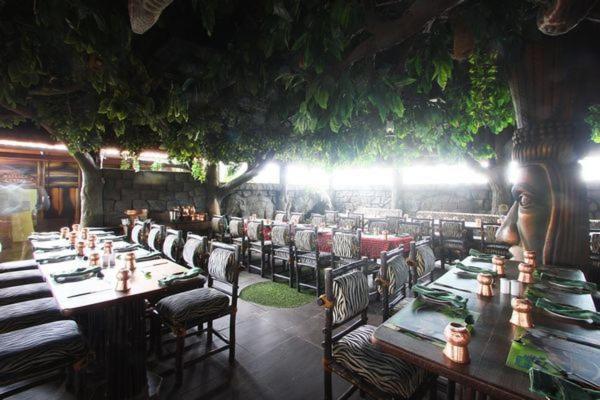 Hotel Pai Vista Mysore Bagian luar foto